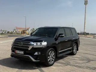 2017 Toyota Land Cruiser in Al Ain used car