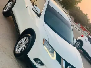 2016 Nissan Rogue in Al Ain used car