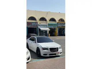 2014 Chrysler 300 in Al Ain used car