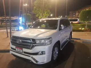 2018 Toyota Land Cruiser in Al Ain used car