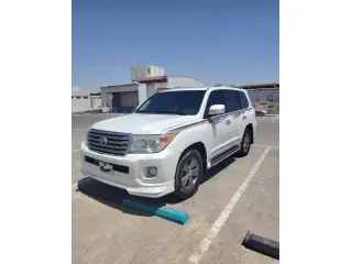2015 Toyota Land Cruiser in Al Ain used car